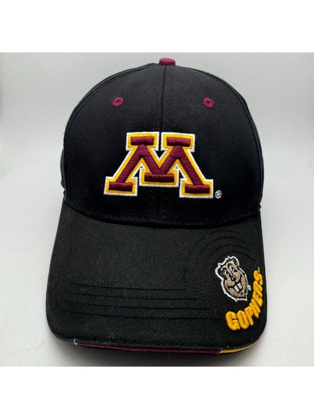 Minnesota Golden Gophers Hat Cap The Game Black Maroon NCAA Vintage Strapback